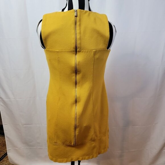 Chic Vince Camuto Dress - Size 6, Very Gently Used - Picture 8 of 12